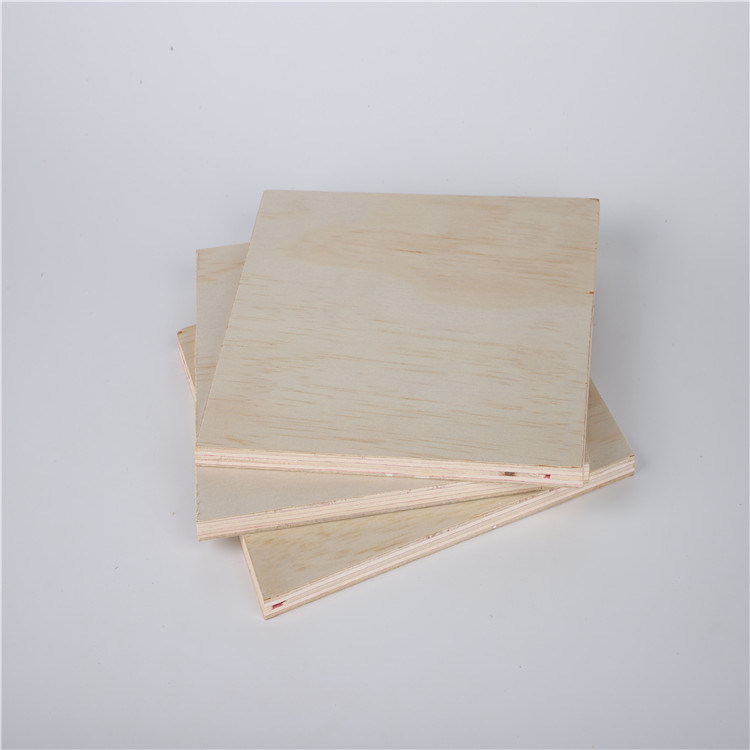 18mm Pine Hardwood Plywood