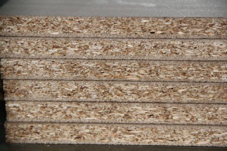 Linyi Factory 18mm E2 Melamine Particle Board Chipboard