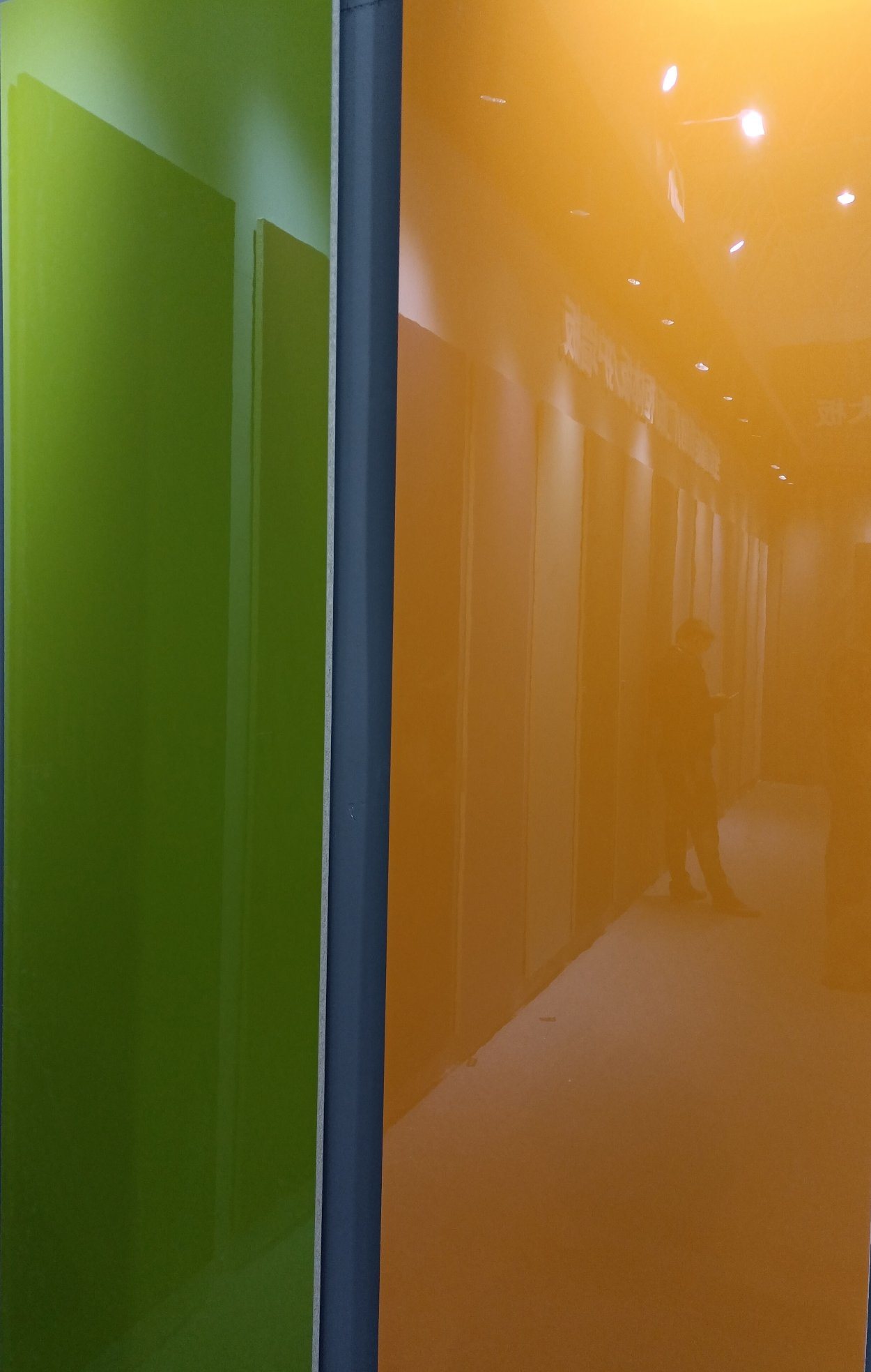 High Gloss 4 X 8 White UV PVC Pet Acrylic Melamine MDF Sheet Panel for Cabinet Furnitures